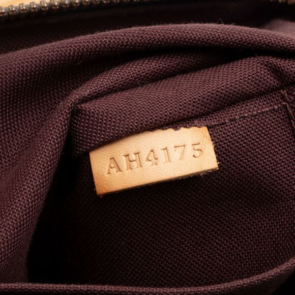 Louis Vuitton Monogram Canvas Turenne MM Satchel - Picture 6 of 15